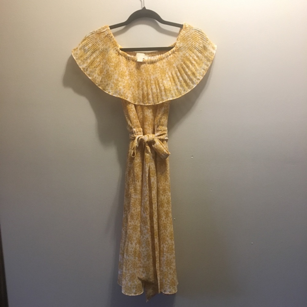 Michael Kors off the shoulder dress size M